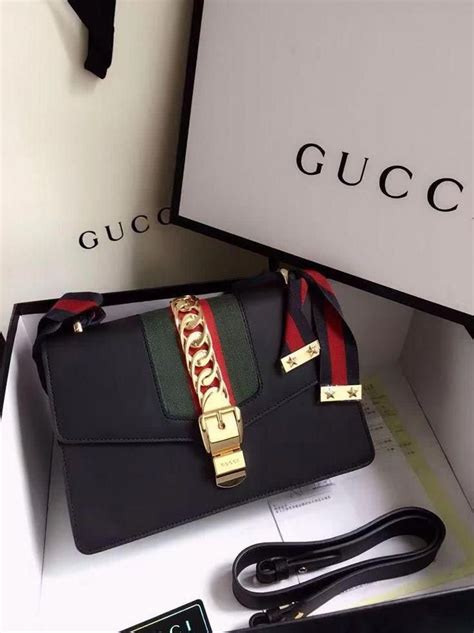 gucci purse under 500